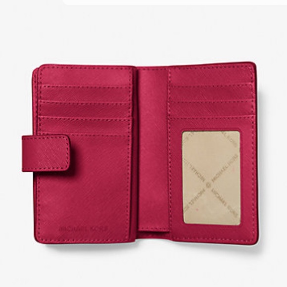 MICHAEL KORS Medium Saffiano Leather Bifold ZP CN Wallet
COLOR DK RASPBERRY
NWT - Picture 4 of 16